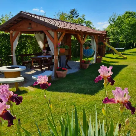 Guest house Eden Teljes Haz *